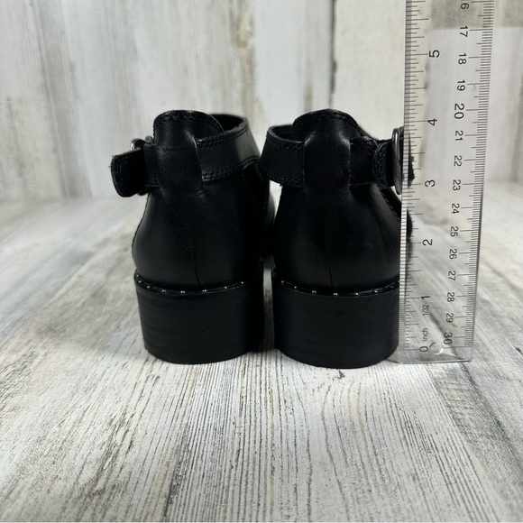 Lucky Brand Giovanna Black Leather Cut Out Heeled Ankle Booties #319 - Picture 8 of 12